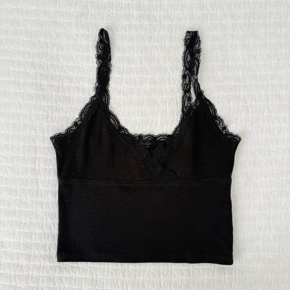 Brandy Melville Lace Trim V-Neck Cropped Cotton Tank Top in Black One Size